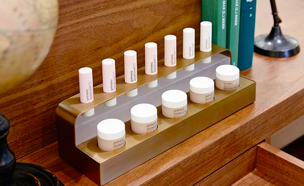 Acrylic display rack